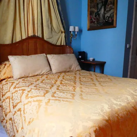 Palacio Del Virrey Laserna חרז