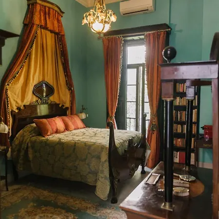 Quarto em Acomodações Particulares Palacio Del Virrey Laserna *